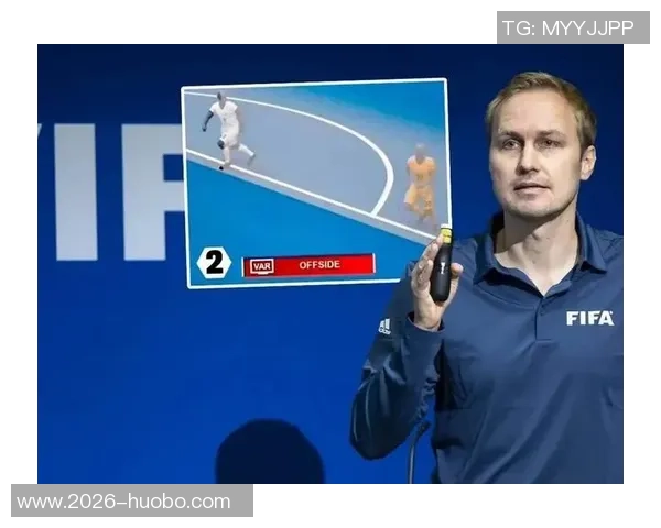 法国裁判总监承认卡马拉飞铲舍瓦利耶误判应该出红牌