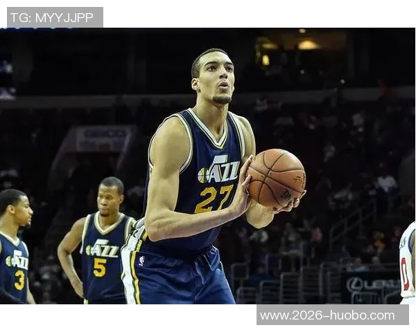 戈贝尔表现惊艳超高效两双数据14分12板1助2帽助球队获胜