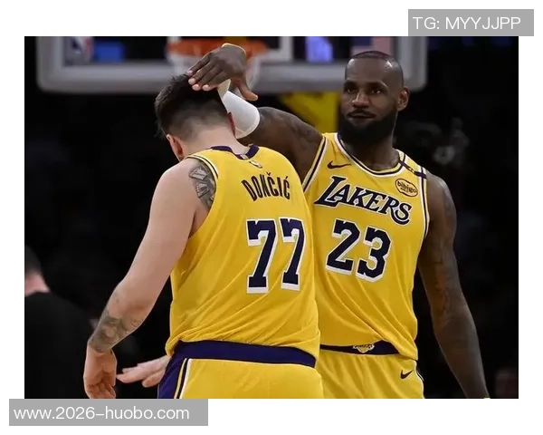 弗莱幽默回应詹姆斯派对邀请担心缺席会影响交易前景